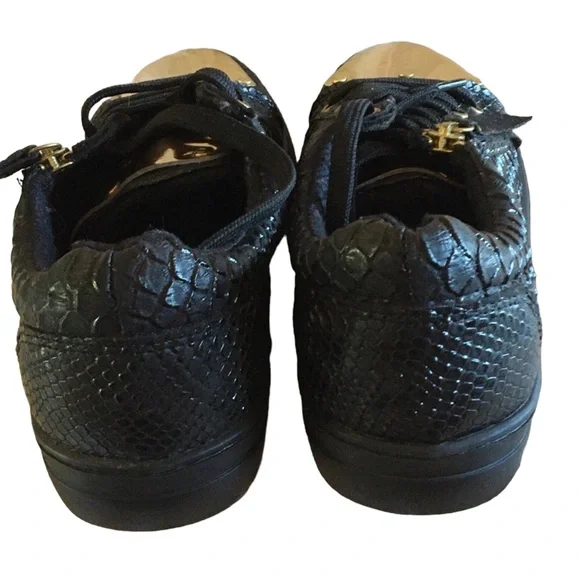 🆕 Adidas Superstar Gold Toe Sneaker 👟 - Picture 7 of 9